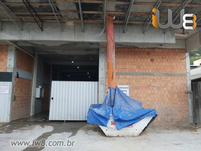 Foto - Duto para Retirada de Entulho de Obras